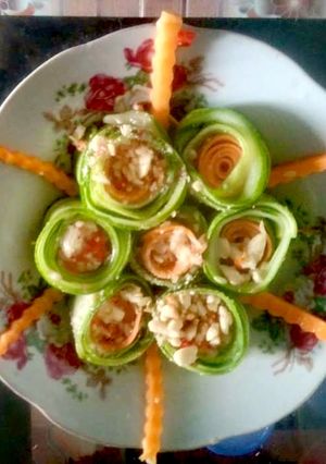 Hình của món Nộm dưa chuột cà rốt.