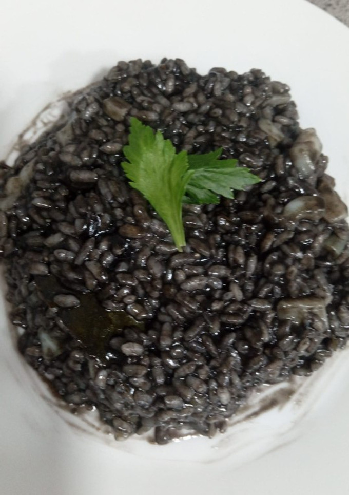 Una foto de Arroz negro