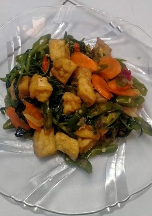 Foto resep Tumis kangkung mix Cabe ijo