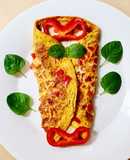 Omelette de morrón rojo y queso fresco