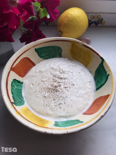Una foto de Salsa blanca para kebab