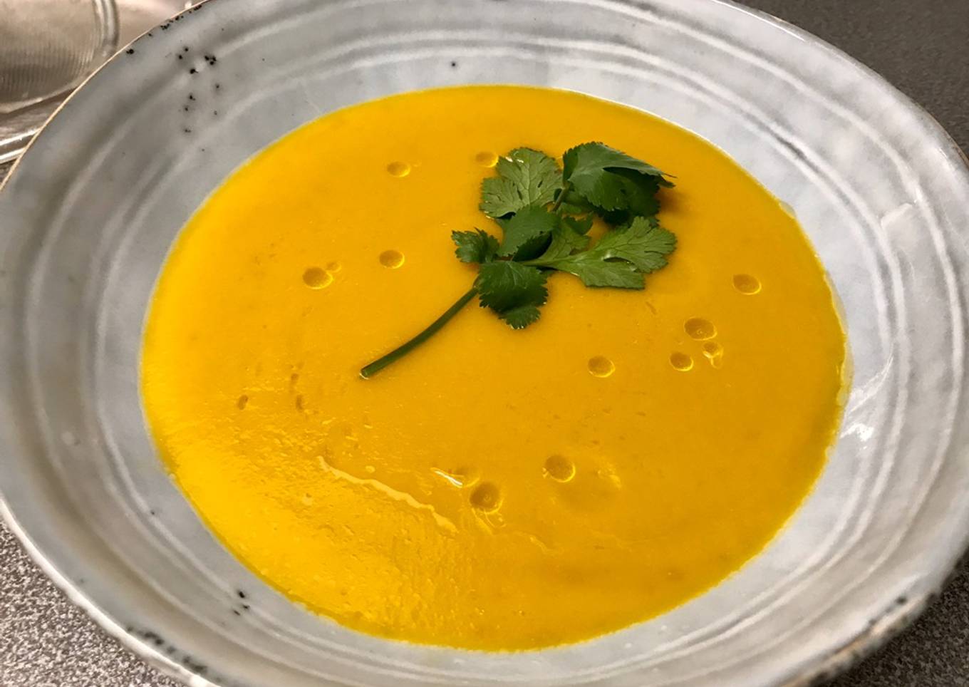 Crema de verduras con Mambo Cecotec
