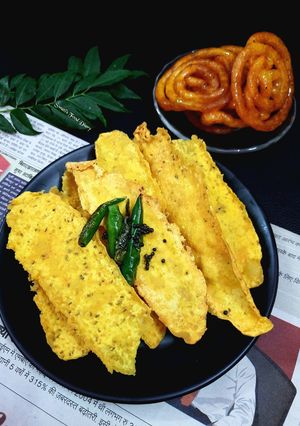 A picture of Fafda.