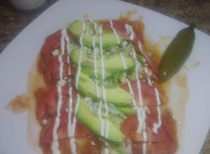 Una foto de Receta enjitomatadas fáciles😋