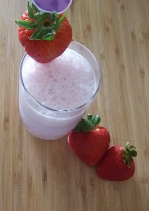 A picture of Strawberry Pina Colada.
