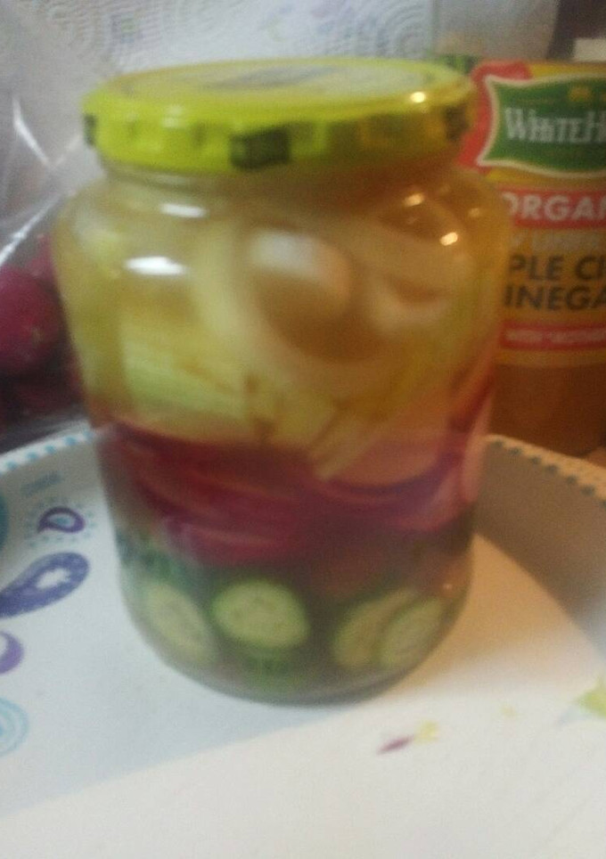 A picture of Simple Pickled Veggies.