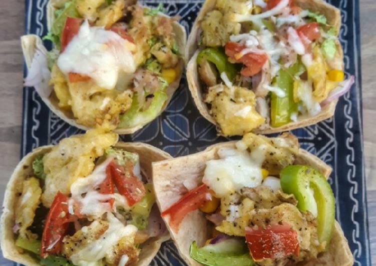 Taco cups : Wraps scrambel eggs