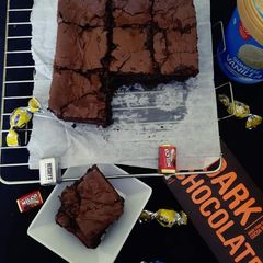 A picture of Fudge brownie.