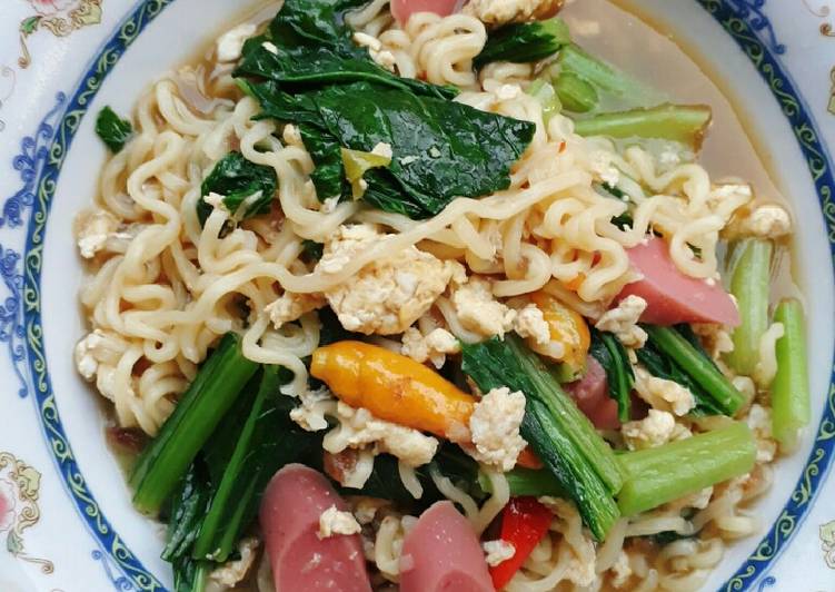 Bagaimana Menyiapkan #2 Indomie Tek Tek, Enak