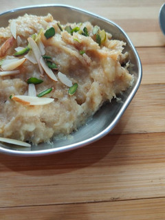 ब्रेड का हलवा (bread ka halwa recipe in Hindi) रेसिपी मुख्य फोटो