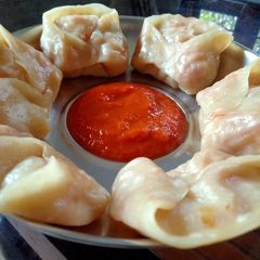 A picture of Paneer Momos.
