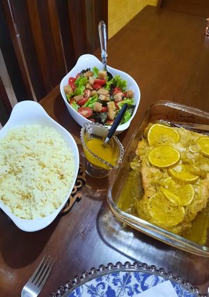 Foto de Salmão assado com cebola e laranja