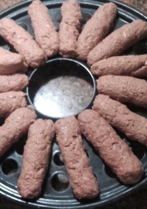 Una foto de Kebabs suculentos estilo turco