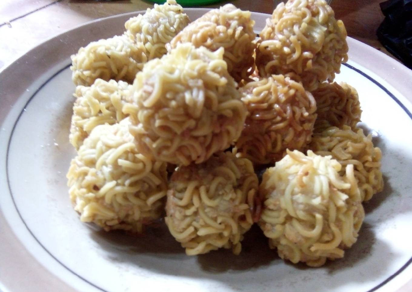 Bola Bola Rambutan Mie
