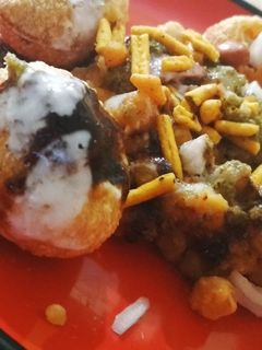 रगड़ा पेटिस(Ragda pattice recipe in Hindi) रेसिपी मुख्य फोटो