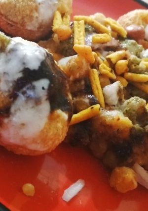 रगड़ा पेटिस(Ragda pattice recipe in Hindi) रेसिपी मुख्य फोटो
