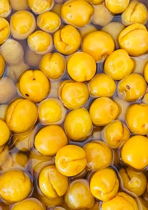 Hình của món Mơ Ngâm Mặn Ngọt.