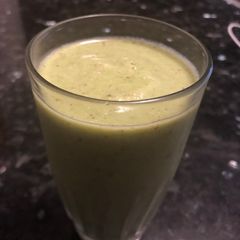 A picture of Apple smoothie.