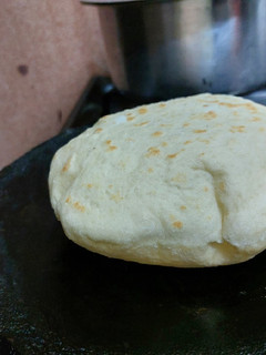 A picture of Pita bread.