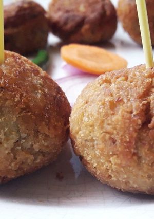 দই সুজির লালিপপ (doi sujir lollipop recipe in Bengali) রেসিপির প্রধান ছবি