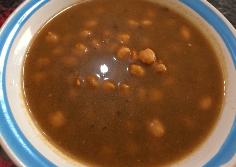 Sopa de garbanzo