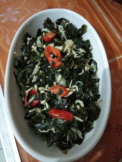 Foto resep Daun pepaya tumis teri