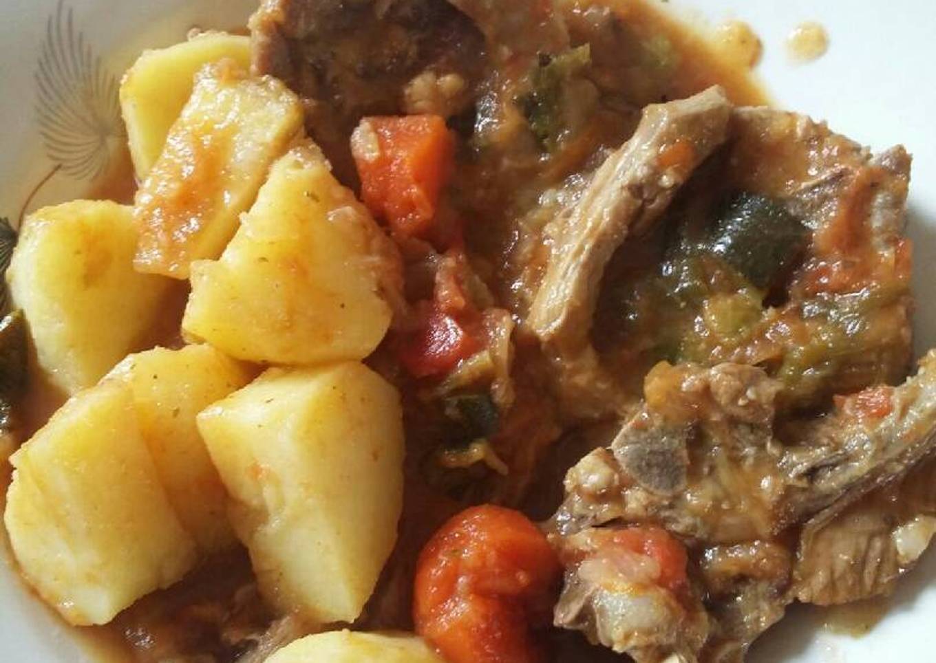 Fricand贸 con mucha verdura y bourbon 馃尮馃尮馃尮馃尮