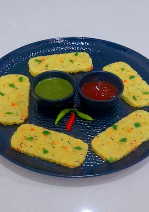 વેજીટેબલ ઢોકળા (Vegetable Dhokla Recipe In Gujarati) રેસીપી મુખ્ય ફોટો