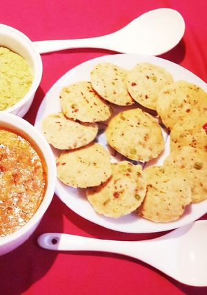 A picture of Instant Oats Vegetable Idli.