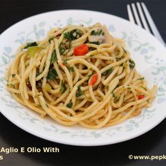 A picture of Spaghetti Aglio E Olio With Vegetables.