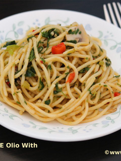 A picture of Spaghetti Aglio E Olio With Vegetables.