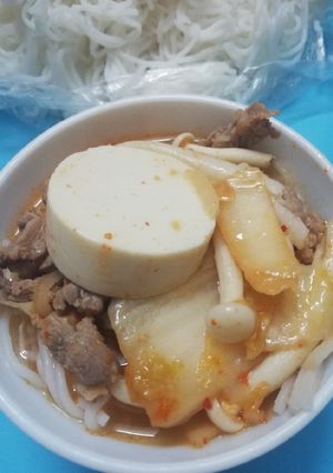 Hình của món Canh kim chi.