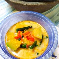 Lodeh kacang panjang waluh (labu kuning) রেসিপির প্রধান ছবি