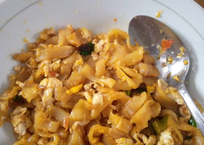 Kwetiau goreng Ala anak mager hehe