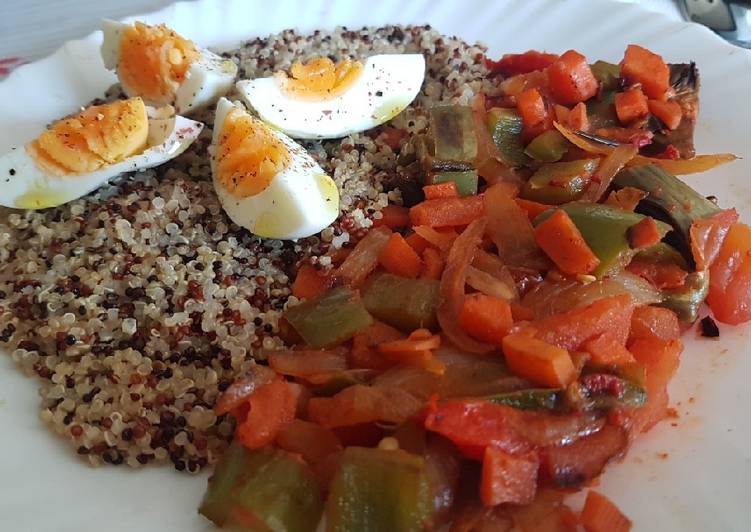 Quinoa con verduras y huevo