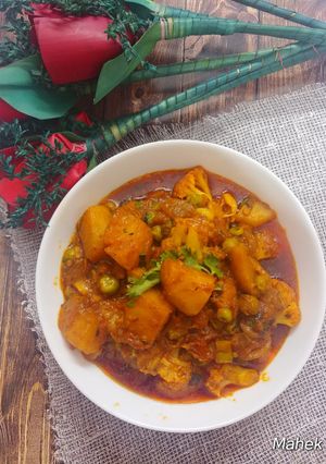 A picture of Gobhi Aloo Matar Sabji (Bihari Style).