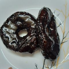 A picture of Chocolate Donut.