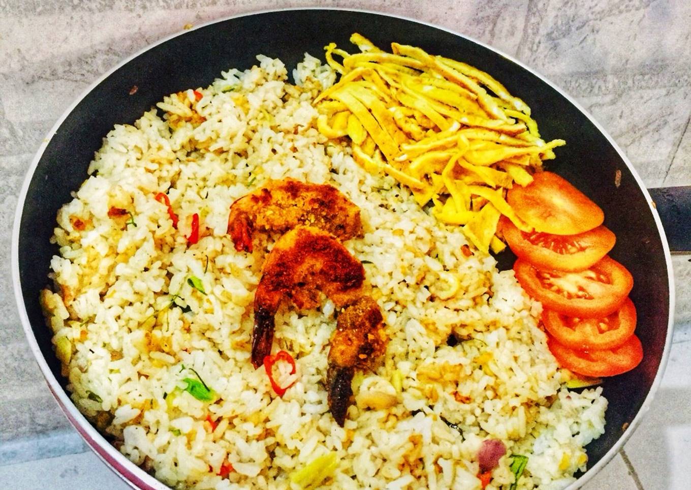 Nasi Goreng Komplit 🍅🥚🍤