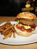 JOHNNY ROCKETS HAMBURGUESAS. JON STYLE