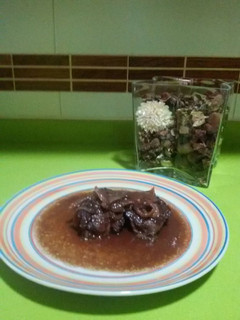 Una foto de Carrilleras en salsa en olla rápida