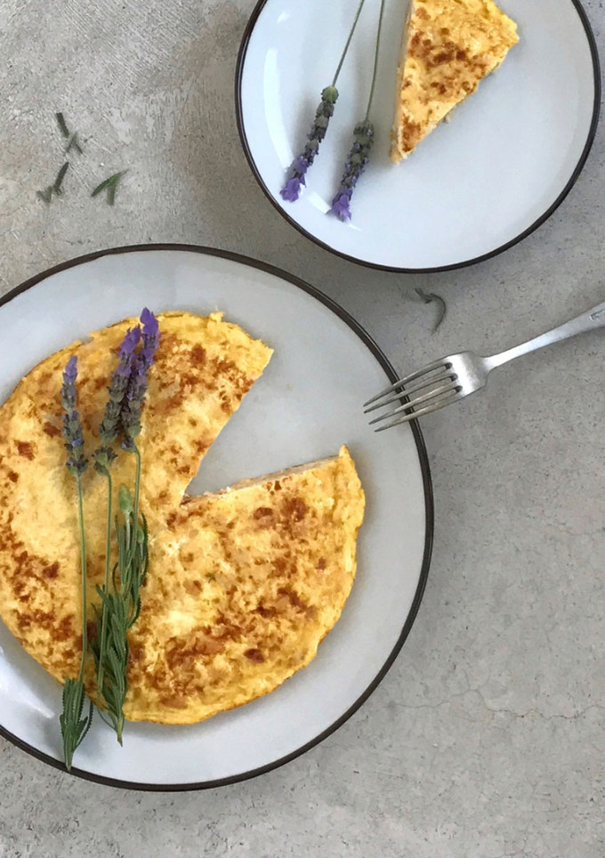 Una foto de Tortilla de patatas casera