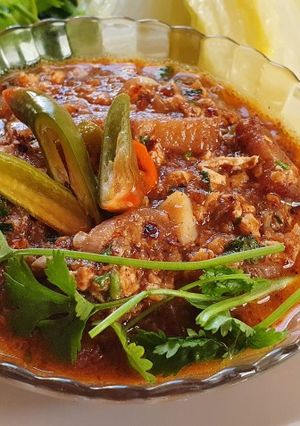 รูปของ น้ำพริกไข่กากหมูกระเทียมเจียว