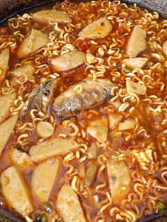 Foto resep Tumis pedas sarden pentol mie 😁