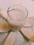 खरबूज मिल्क शेक (Musk Melon Milk Shake Recipe In Marathi)