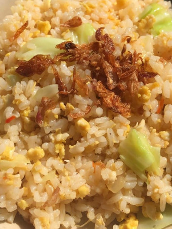Bagaimana Membuat Nasi Goreng Putih yang Enak
