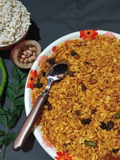 नाशिकचा कोंडाजी चिवडा (chivda recipe in marathi) रेसिपी चे मुख्य फोटो