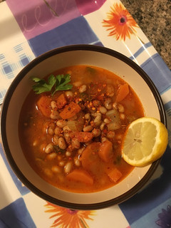 A picture of Navy bean soup (φασολάδα)🇬🇷.