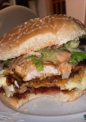 Zdjęcie przepisu Burger drwala z żurawiną.