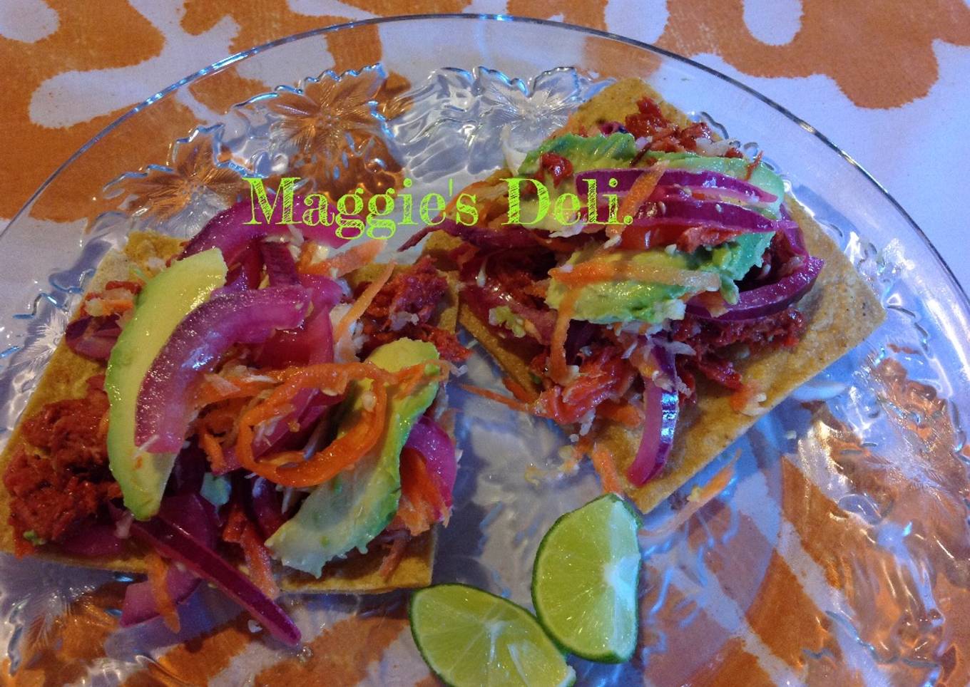 Tostada de tinga de Atún