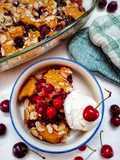 ફ્રેશ ચેરી કોબ્લર (Fresh cherry cobbler recipe in Gujarati)